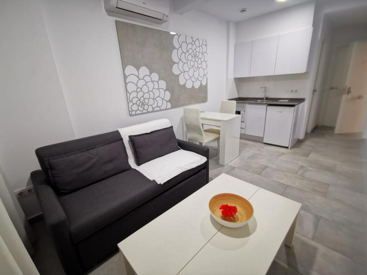 Sol Playa Suites Valencia Buitenkant foto
