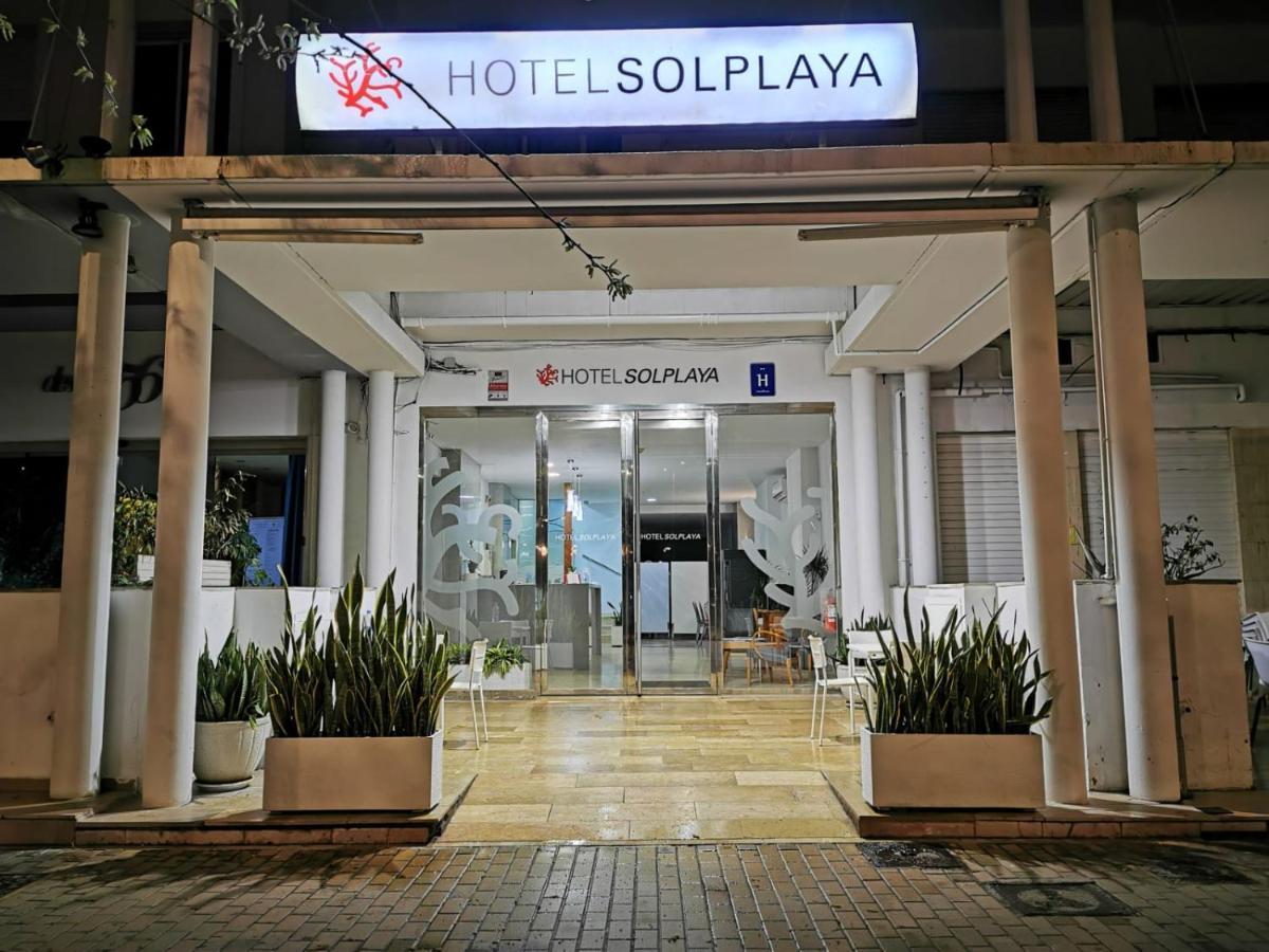 Sol Playa Suites Valencia Buitenkant foto