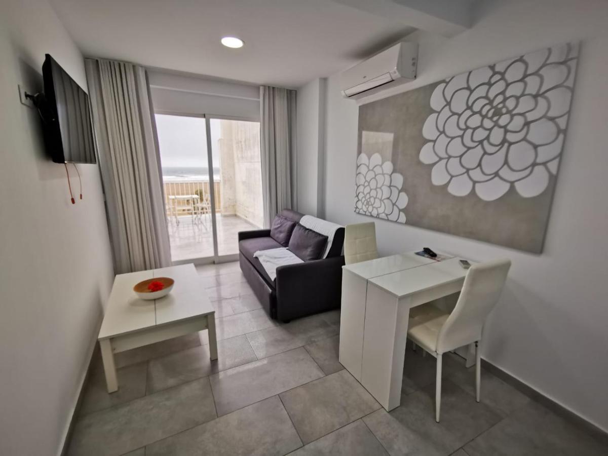 Sol Playa Suites Valencia Buitenkant foto