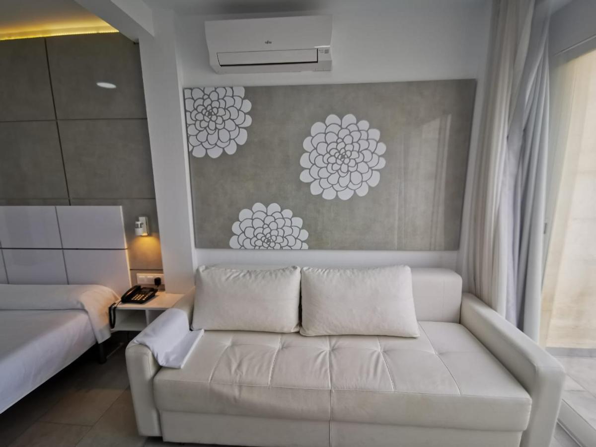 Sol Playa Suites Valencia Buitenkant foto