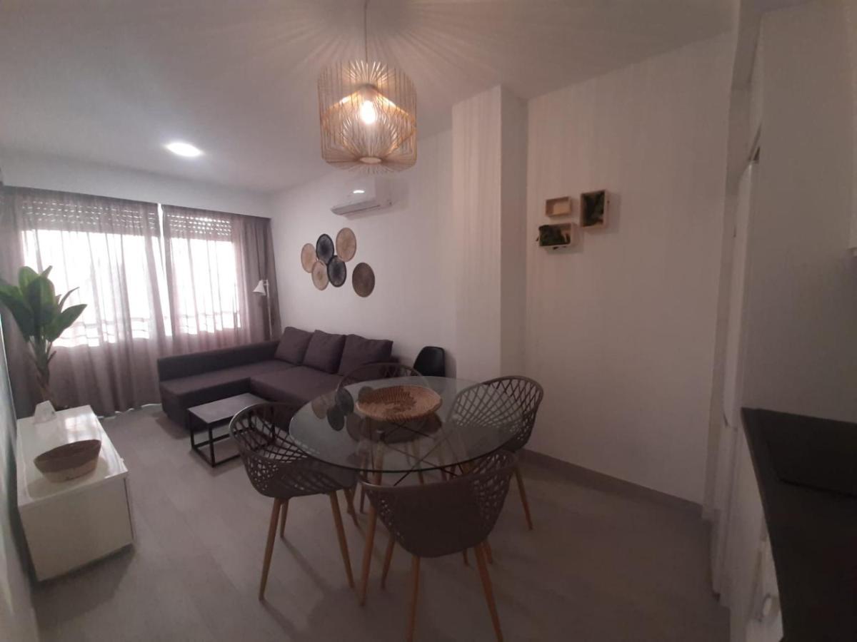 Sol Playa Suites Valencia Buitenkant foto