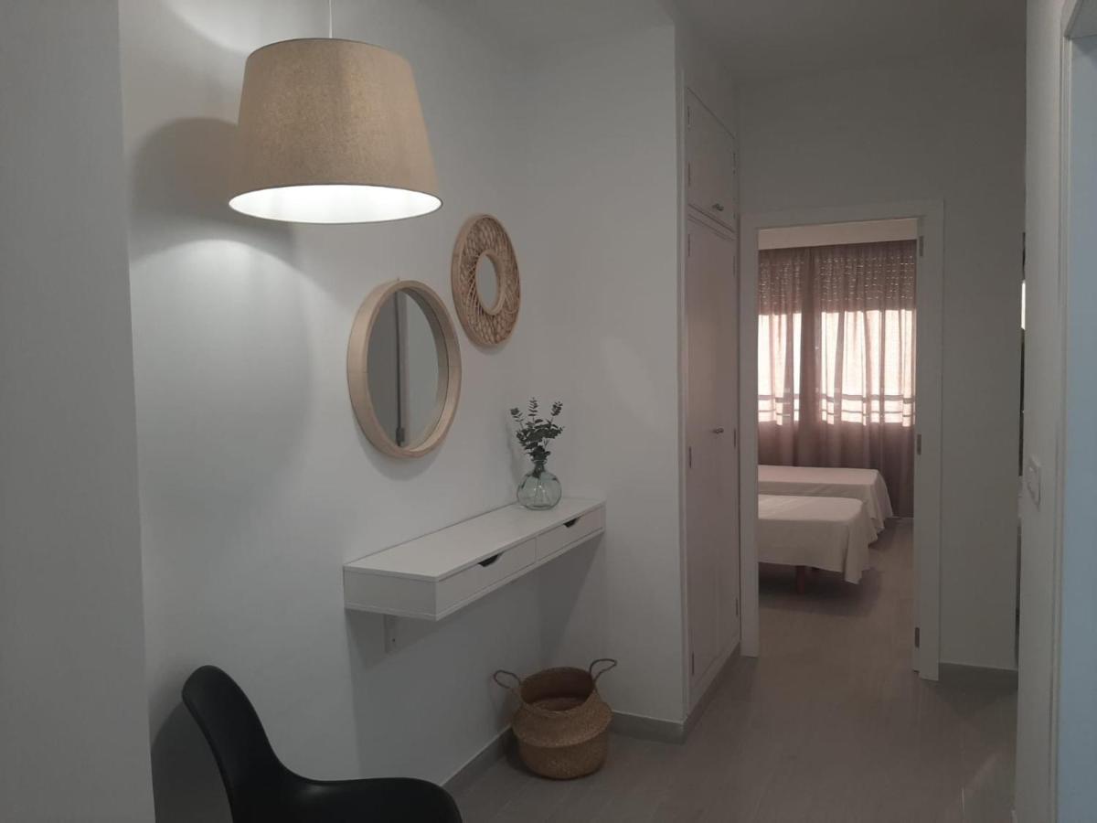 Sol Playa Suites Valencia Buitenkant foto